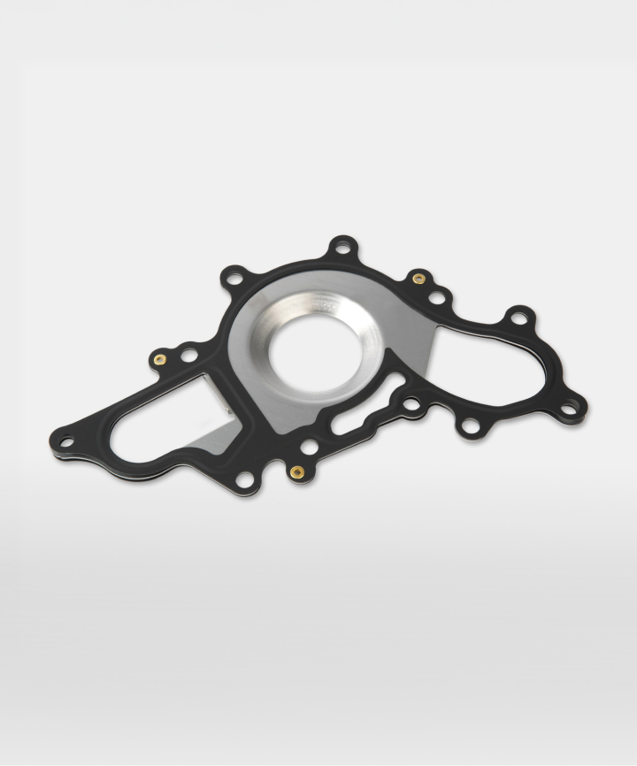 A silver and black gasket.